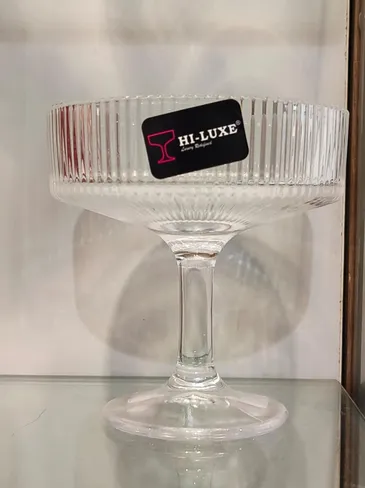 Hi-Luxe Stem Glass Set 210 ml 6 pcs Magneto